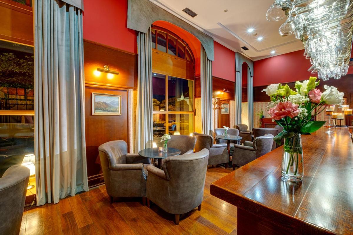 Hotel Golden Eagle Levice Ngoại thất bức ảnh